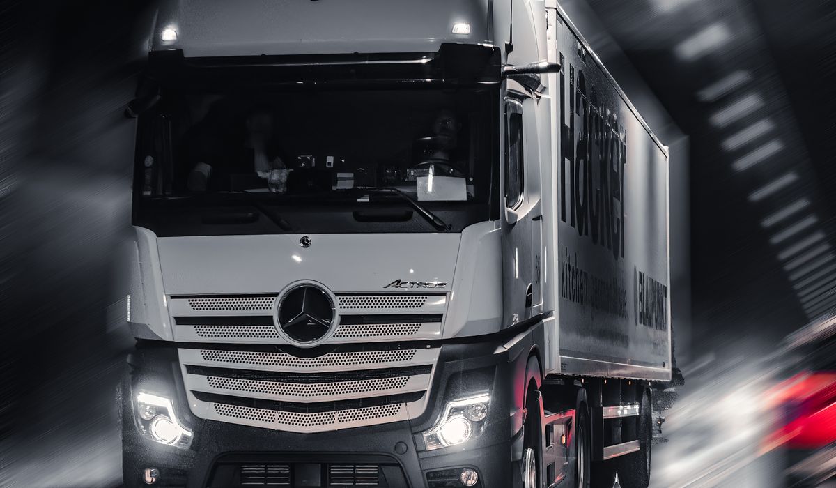 Mercedes-Benz Actros truck